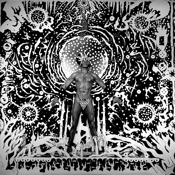 Steven Arnold Connecting to the Infinite (1), 1985. &copy; Courtesy The Steven Arnold Museum & Archives.