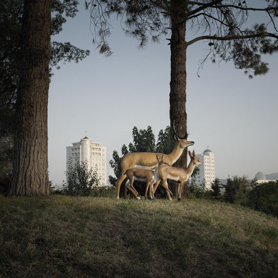 Deers, Turkmenbashi’s World of Fairy Tales, Turkmenistan,  photo: Anoek Steketee