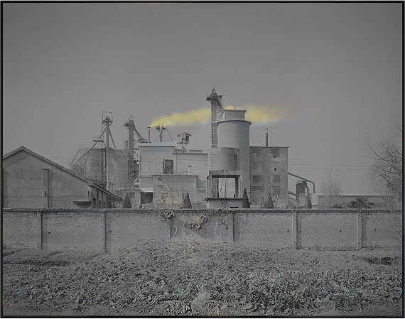 Countryside Factory – East to Nanjing(2011-2012) Archival Pigment Print on Fine Art PaperSize I: 90cm x 110cm – Edition of 3Size II: 152cm x 190cm – Edition of 1
