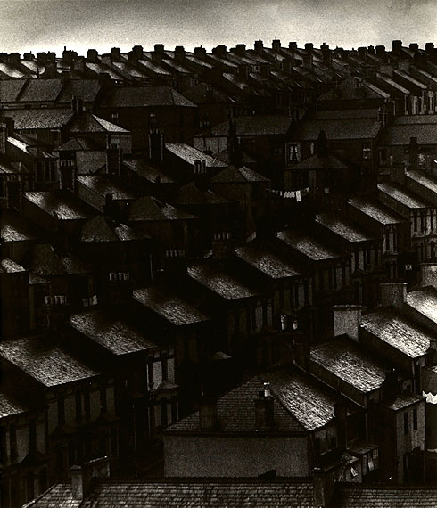 November in the Suburbs, 1934© Bill Brandt Archive Ltd.Courtesy Edwynn Houk Gallery