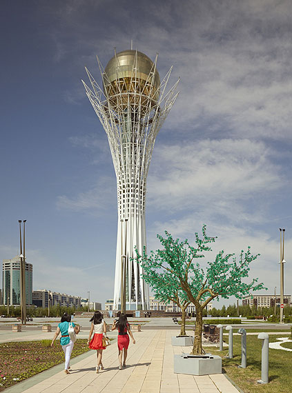 Frank Herfort: Bayterek Tower, Astana, 2010/2012