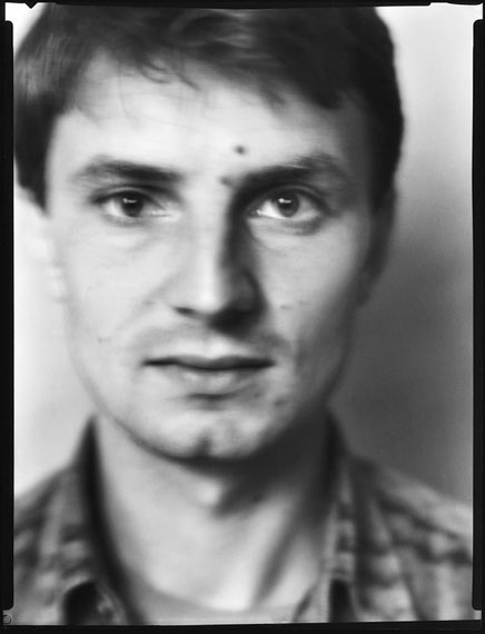 Werner Lieberknecht: Dresden, Portrait im Atelier: Falk, Tag vor der Ausreise, 03.09.1989
