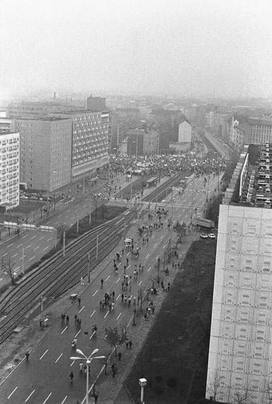 Berlin, Mollstraße 31, Demonstrationszug, 04.11.1989