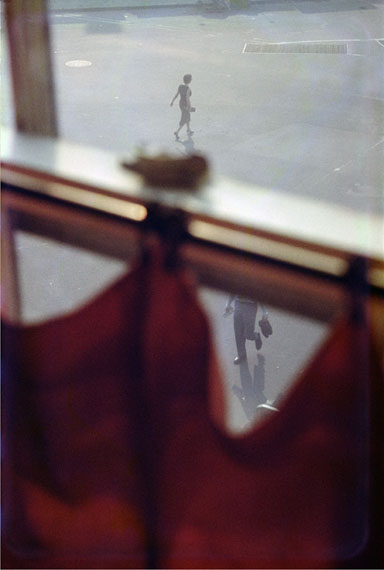 Red Curtain, 1956 © Saul Leiter