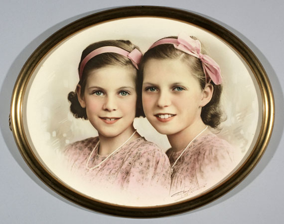 Max Bressler: Portrait de deux fillettes non identifiées, peut-être des soeurs, 1943 