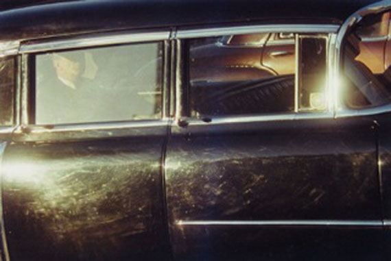 SAUL LEITERLimousine 1958cromogenic print, printed later28 x 35 cm cm