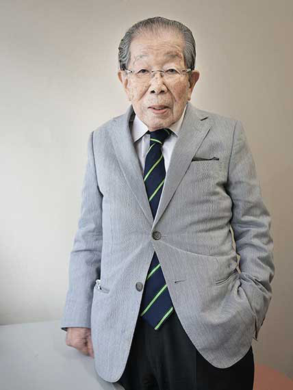 Dr. Shigeaki Hinohara (age 102), founder of the Association of the New Elderly, from the series Happy at Hundred, Tokyo. 2013 © Karsten Thormaehlen