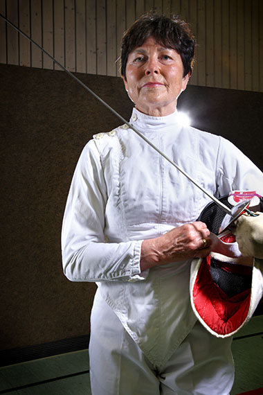 Heidi Grundmann-Schmid (age 70), fencing gold medallist, from the series Silver Heroes, Augsburg. 2009 © Karsten Thormaehlen