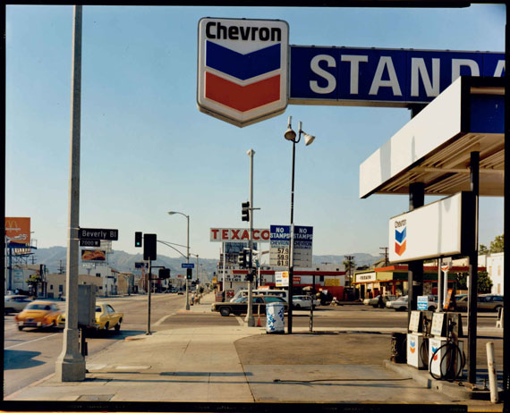 Stephen ShoreLa Brea Avenue and Beverly Boulevard, Los Angeles, California, 1975© Stephen Shore/Courtesy Edwynn Houk Gallery, New York