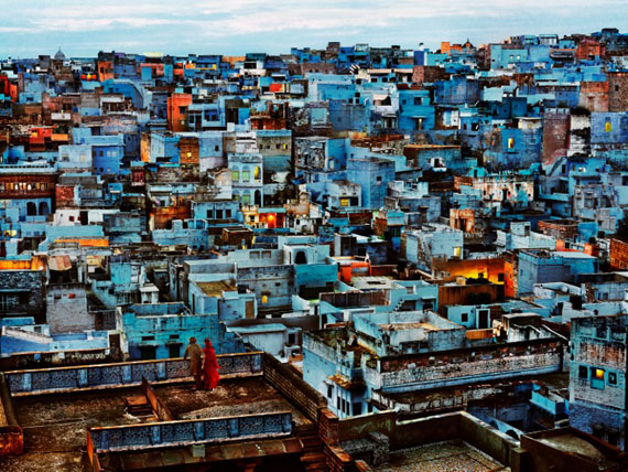 Steve McCurry: Blue City, India 2010 © Steve McCurry / Magnum Photos