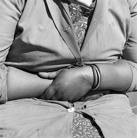 David Goldblatt"Child minder", Joubert Park, Johannesburg, 1975
