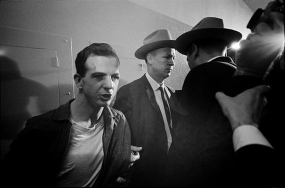 Lee Harvey Oswald, Dallas, 1963© Lawrence Schiller