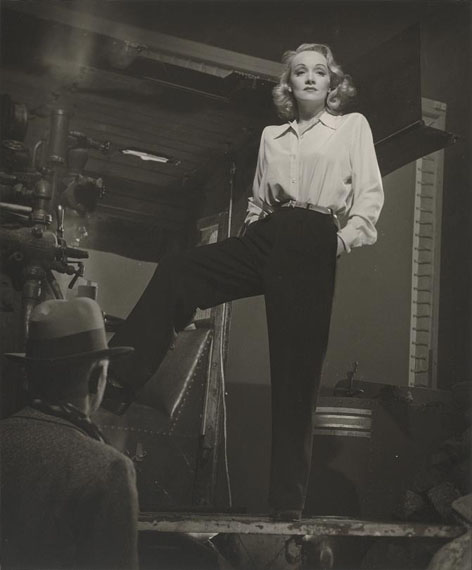 Lot 9
Laszlo Willinger (1909-1989)
Marlene Dietrich, 1949
gelatin silver print, printed 1970s -1980s
signed in pencil (margin, recto)
50.2 x 40cm. (19 ¾ x 15 ¾ in.)
£1,500 – 2,500