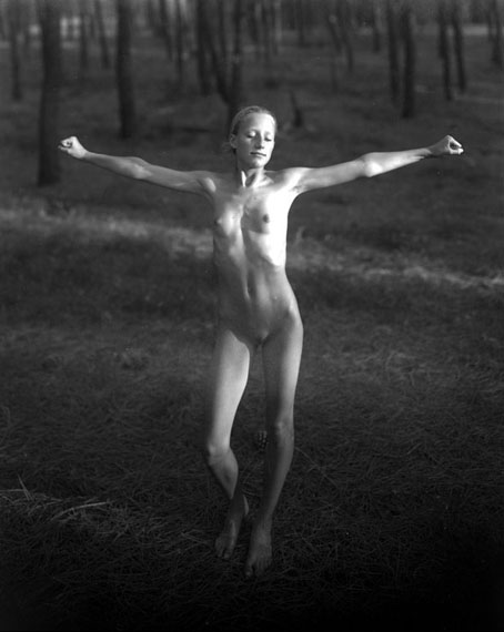 Jeanne bal nude