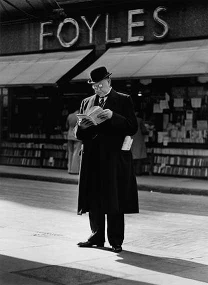 Wolf Suschitzky: Foyles, Charing Cross Road, London, 1936