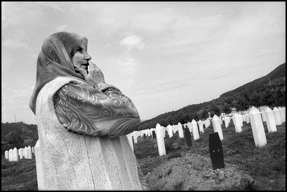 Marissa Roth: Arifa Osmanovic, Lost 3 Sons in the Srebrenica Massacre, Potocari, Bosnia and Herzegovina 2009