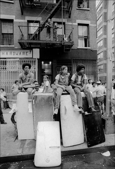 Allan Tannenbaum Kids sitting on discarded refrigerators on the Lower East Side, New York, 1974 Archival pigment print Edition of 5020 x 16 in. Est. 1,500–2,500 USD