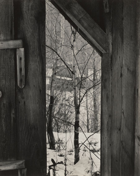 Paul StrandToward the Sugar House, Vermont (Blick auf das Sugar House), 1944Silbergelatine-Abzug, 24.4 × 19.4 cmPhiladelphia Museum of Art, The Paul Strand Collection© Estate of Paul Strand