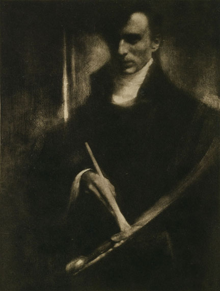 Edward Steichen: Self-portrait with Brush and Palette, 1901, Photogravure, Camera Work