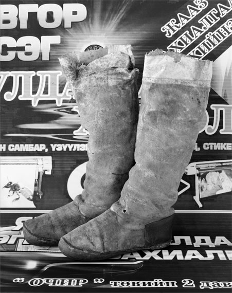 Taiyo Onorato & Nico Krebs Boots, 2015 (Stiefel)Silbergelatine-Abzug, 173 x 127 cm© Onorato & Krebs, Courtesy RaebervonStenglin, Sies+Höke und Peter Lav Gallery