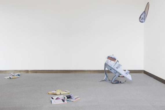 Bruno Zhu: TWO TABLES (Installation View), 2015 © Bruno Zhu