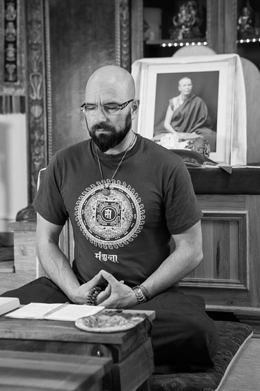 Joachim Michael Feigl: Meditationsleiter Peter Laux, buddhistisches Zentrum in Stuttgart