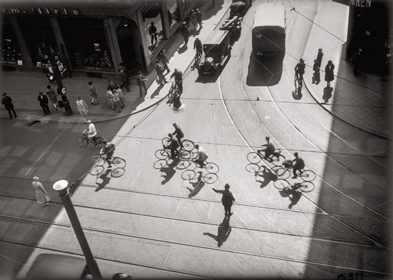 Xanti Schawinsky: Magdeburg, Stadtbild, Sommerreportage, 1930