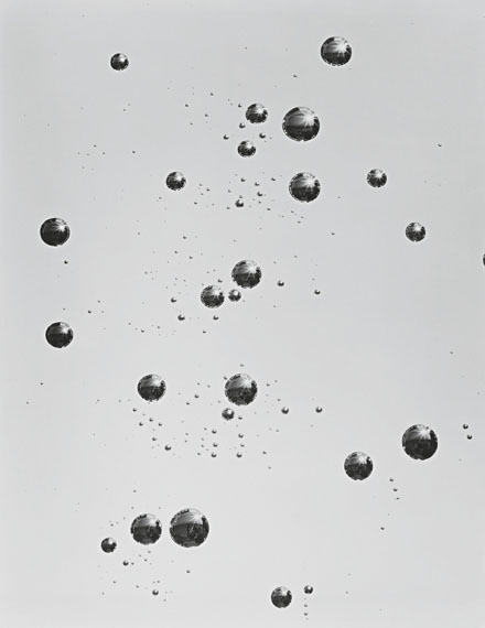 Mercury Drops, ca. 1941, Platinum Palladium Print, Edition 5+2AP, 40x50cm © Werner Bischof/Magnum Photos