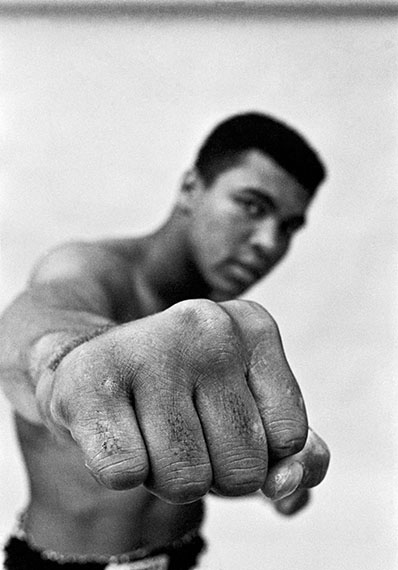 Ali right fist, London, 1966, 60 x 50 cm, Baryt Print, Edition of 20, signed and stamped, © Thomas Hoepker