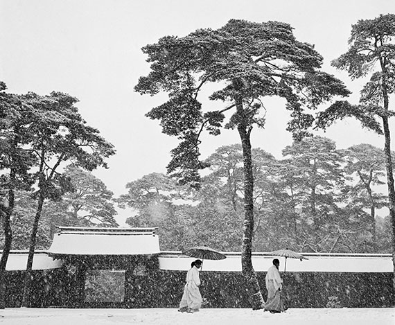 Meiji shrine, Tokyo, Japan, 1951, Platinum Palladium Print, Edition of 5 & 1 AP, 76 x 65 cm, signed and stamped by estate© Werner Bischof