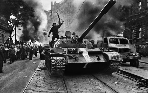 Tschechoslowakei, 1968© Josef Koudelka / Magnum Photos
