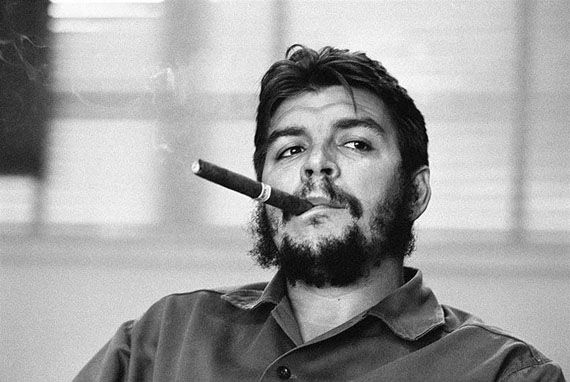René Burri: Ernesto Che Guevara, Havanna, Kuba, 1963Signierter Silber-Gelatine-Print, 40 x 50 cm© René Burri/Magnum Photos