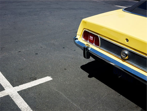 Josef Hoflehner: Yellow In Color, Hermosa Beach, California, 2014 – 80 x 100 cm – Edition 1/7