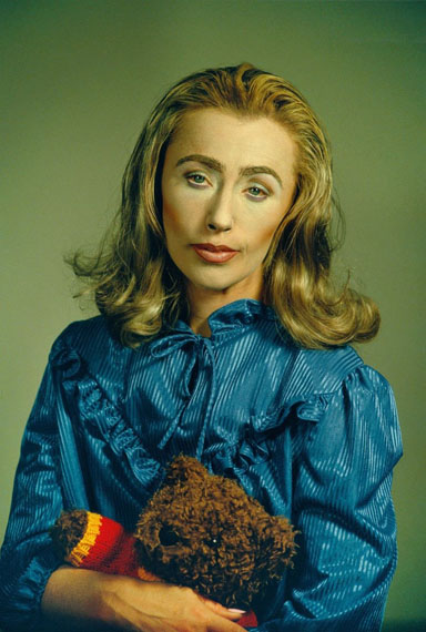 Lot 39
CINDY SHERMAN (b. 1954)
Untitled #404, 2000
Chromogenic print
Image: 32¼ x 21⅞ in.
Sheet: 38⅛ x 28 in.
Estimate: €40,000-60,000
Courtesy of the artist and Metro Pictures, New York