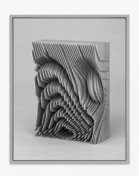 Michael Reisch: Ohne Titel (Untitled), 17/019, 201885 x 67,5 cm, Archival Pigment Print Schoeller True Baryta, Frame