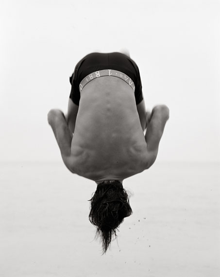 Backflip, Paradise Cove, 1987 © The Herb Ritts Foundation