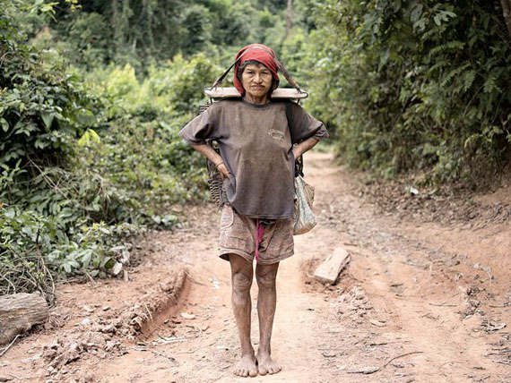 Lena Dobrowolska und Teo Ormond-Skeaping, Portrait of resilience #1, Luang Namtha Province, Lao PDR, 2017 © Lena Dobrowolska und Teo Ormond-Skeaping