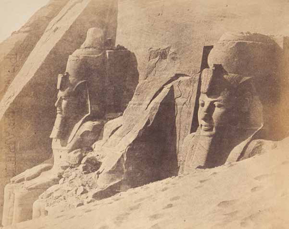 220 
Robert Murray (1822-1893) 
Égypte, 6 février 1857.
Nubie. Temple d’Abou Simbel.
Salt paper print. 