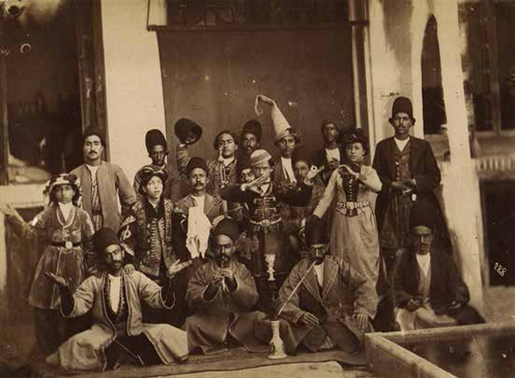 284 
Antoine Sevruguin
Groupe de musiciens iraniens, c. 1880.
Albumen print.  