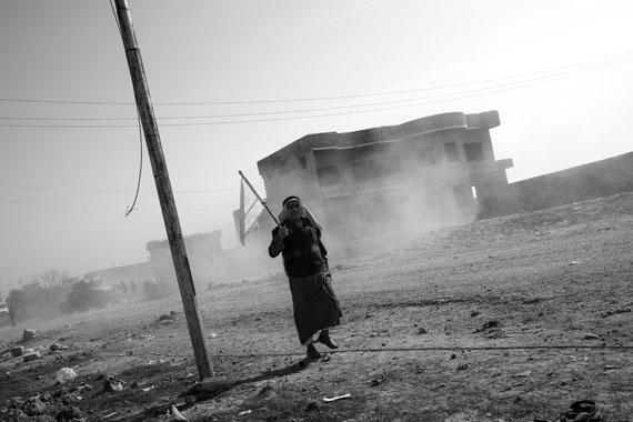 Paolo Pellegrin: IRAQ. 2016. A man fleeing from ISIS controlled areas is seen in the outskirts of easternMosul.© Paolo Pellegrin/Magnum Photos