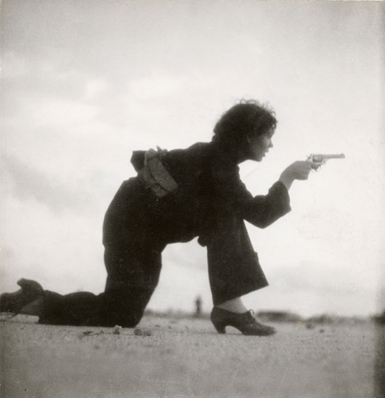 Gerda Taro: Republican militiawoman training on the beach outside Barcelona, Spain, August 1936
© International Center of Photography, New York