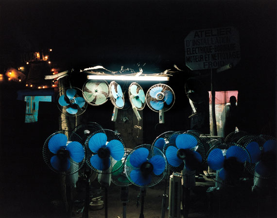 WHITE NIGHT, Niamey, Niger 2000 © Gilles Coulon / Tendance Floue