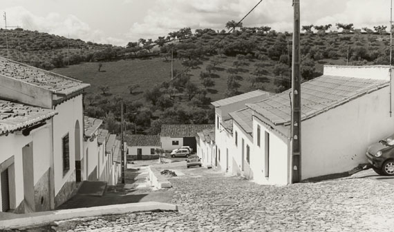 Martin Rosswog: Untitled (cityscape XVII from a tableau of 21), Barrancos, Portugal, 2009 © Martin Rosswog, VG Bild-Kunst, Bonn 2020