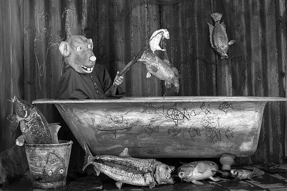 Roger Ballen: Jackpot, 2016, from the series "Roger the Rat"