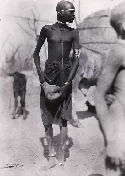 Lot 62 
Hugo Bernatzik (1897-1953) 
Sudan. Dinka People, 1925-1927
12 vintage gelatin silver prints