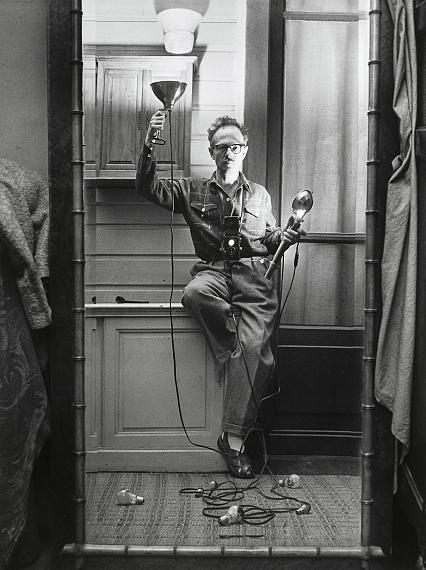Lot 10Willy RONIS (1910 - 2009)Self portrait with flashes - Paris, 195166 x 50 cmEstimate: €4,000 - €6,000
