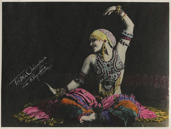 Tórtola Valencia. The Dance “La Bayadère”
Adolf Mas, 1914
© MAE-Institut del Teatre