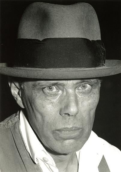 Eddy Novarro: Joseph Beuys