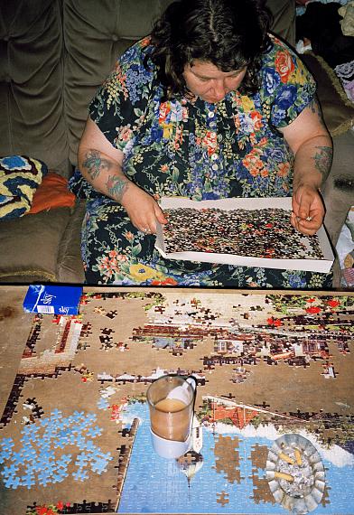 Richard BillinghamUntitled, 1995, from the series Ray’s a laugh, 1989–1996 © Richard Billingham