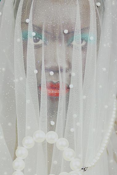 Atong AtemBride with Veil, 2022150 x 100 cm / 90 x 60 cm